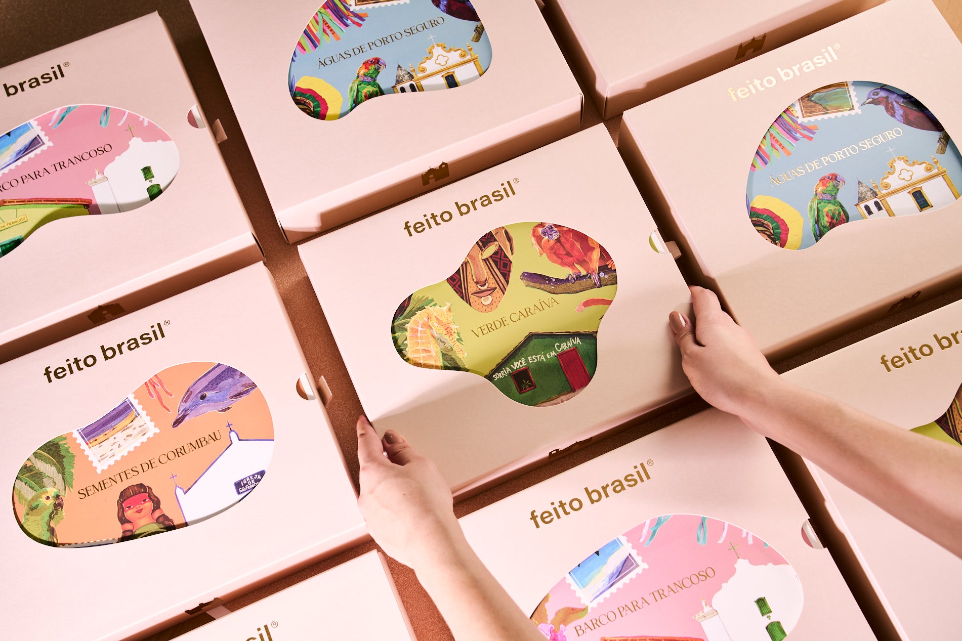 Kits Presenteáveis da marca de luxo feito brasil inspirados nas praias da Bahia.