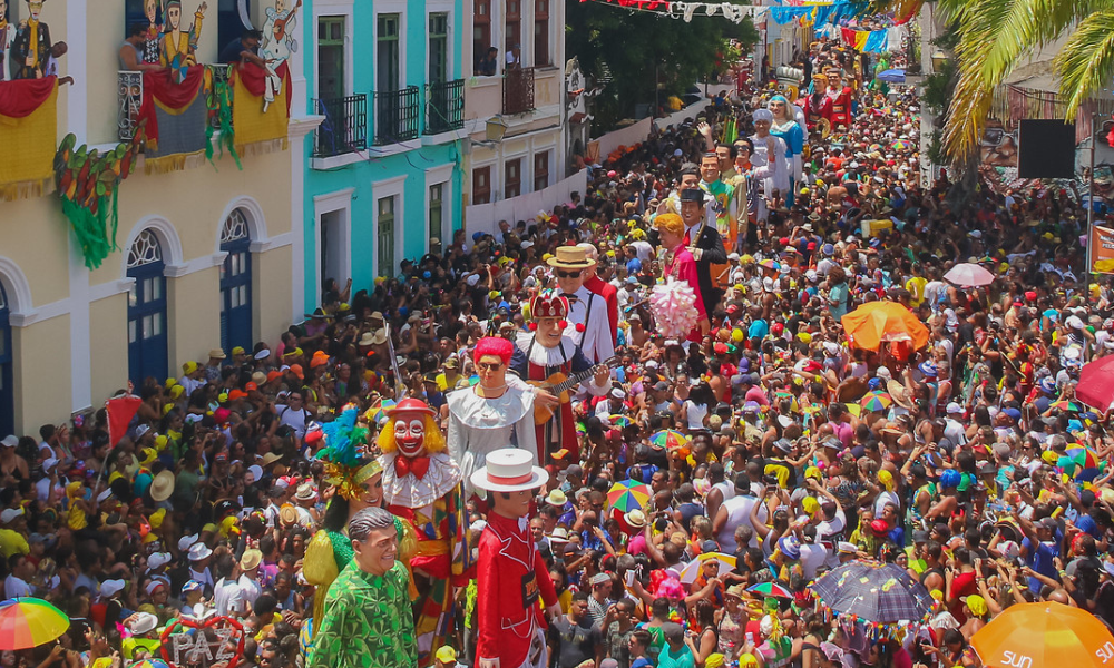 O Carnaval de rua: a magia e a autenticidade das ruas brasileiras