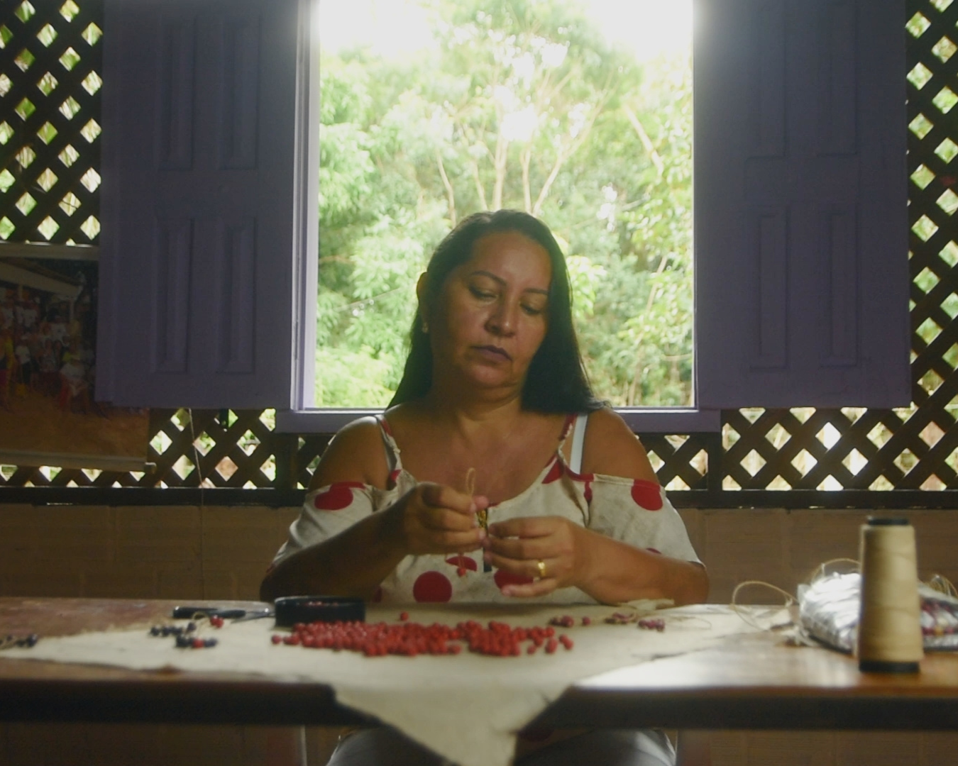 Por que o feito à mão é o novo luxo do autocuidado