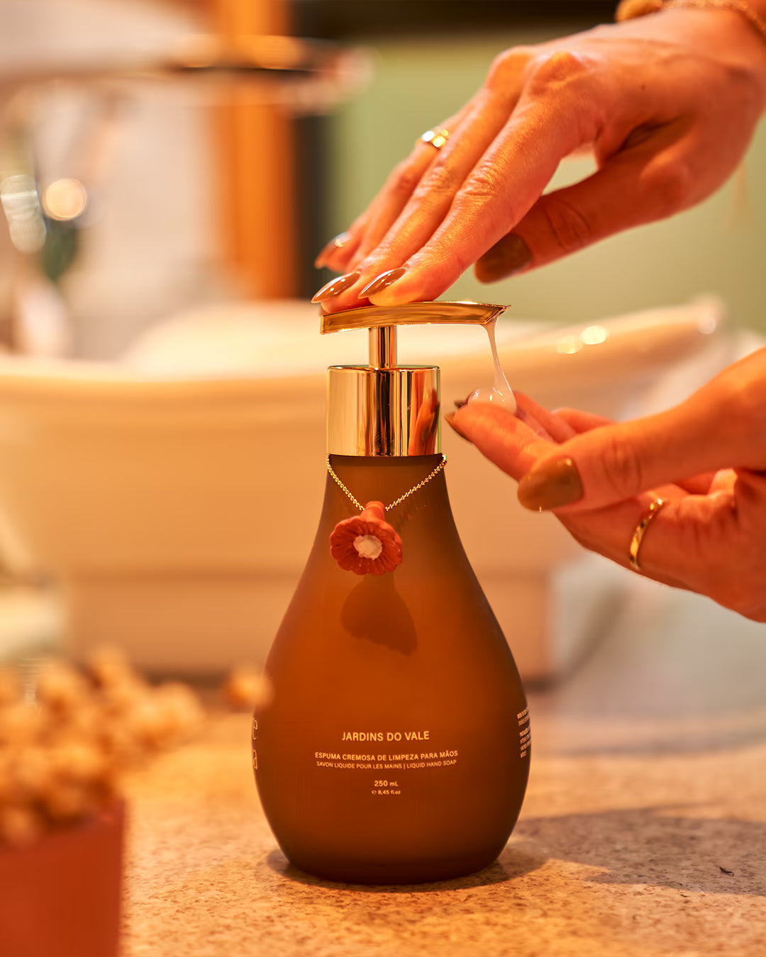 Espuma Cremosa de Limpeza para Mãos - Jardins do Vale