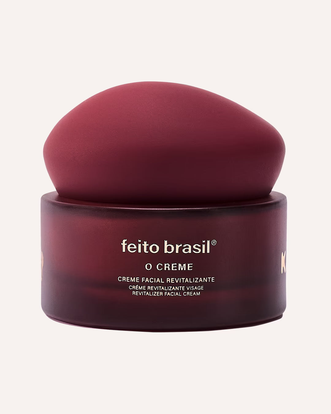 Creme Facial Revitalizante 50g da feito brasil com fórmula natural e embalagem de luxo.