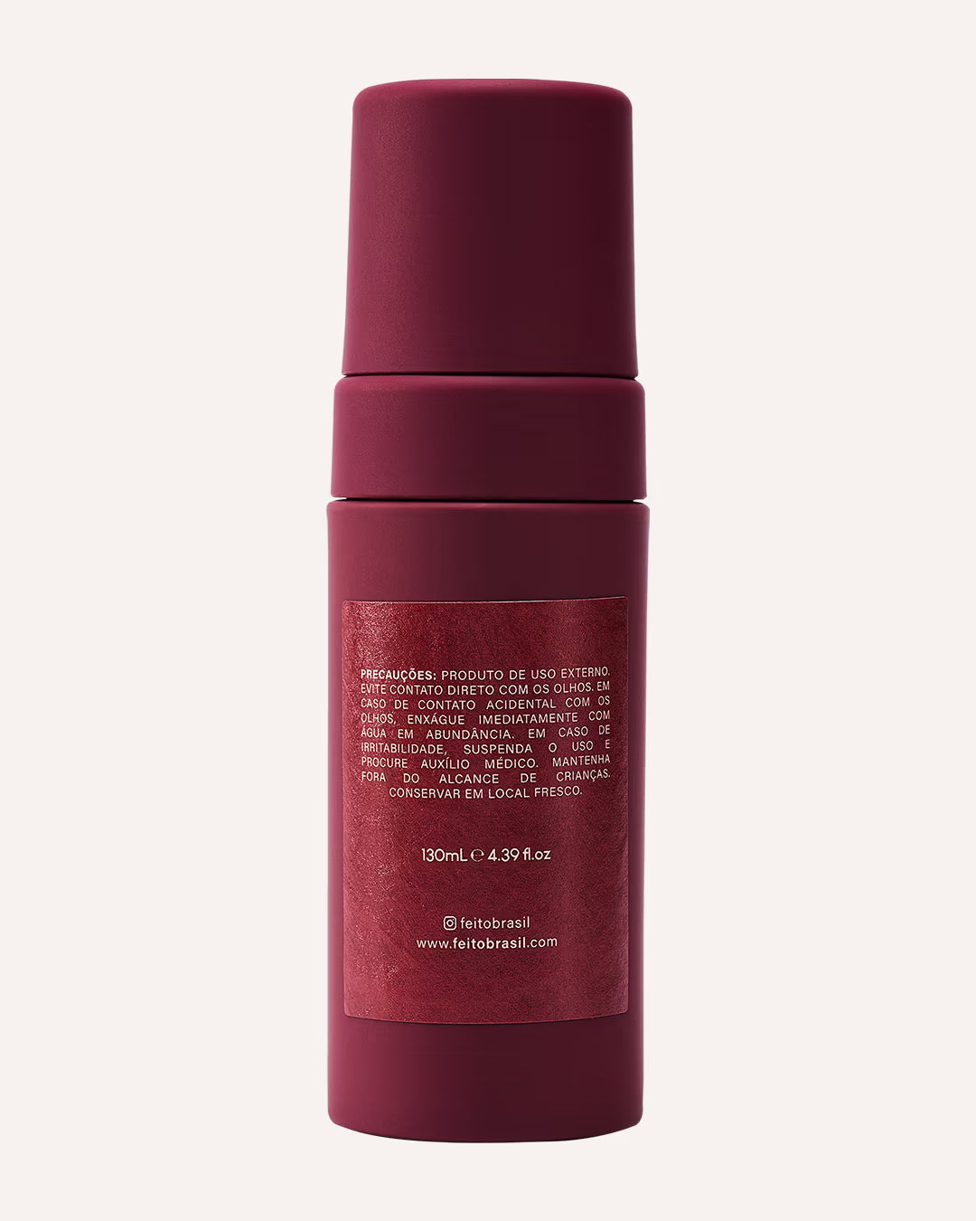 Mousse de Limpeza Tonificante 130ml da feito brasil em destaque no verso